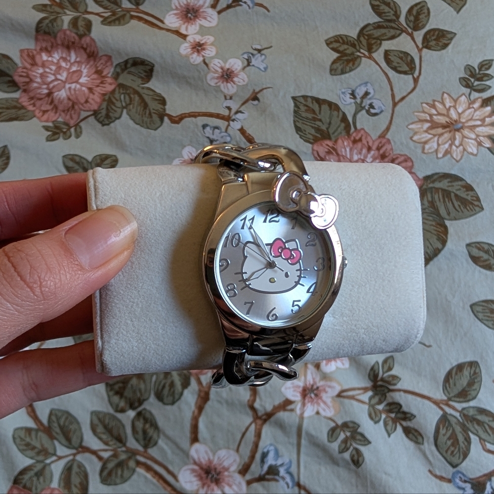 Hello Kitty Silver Watch